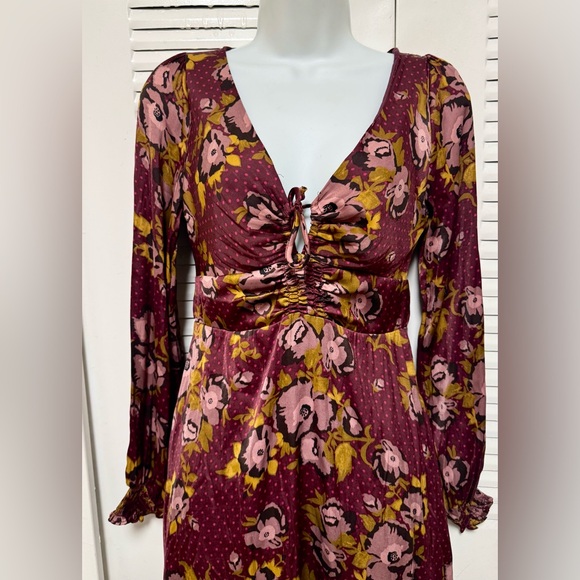 Free People Morning Light Floral Print Bishop
Sleeve Mini Dress Size 4 Burgundy - Picture 3 of 11